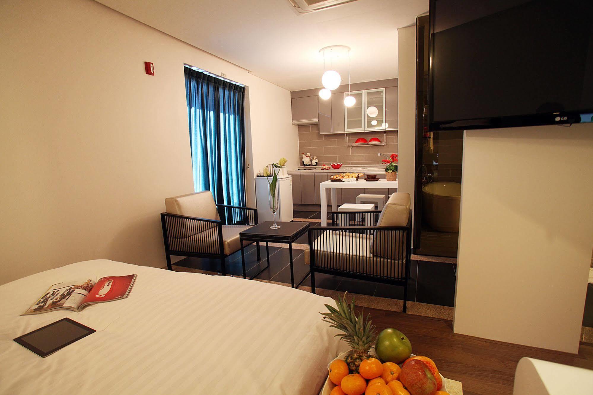 Jeonju Jazz Around Hotel المظهر الخارجي الصورة